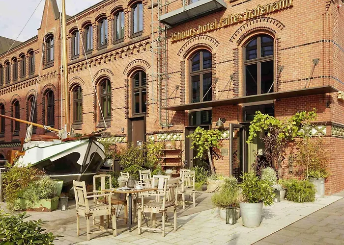 25Hours Hotel Altes Hafenamt Hamburg